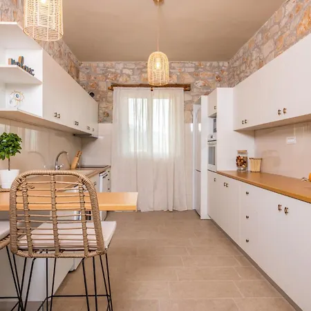 Ionio House By Vasilikí